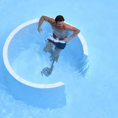 Ermitage Wellness- & Spa-hotel מלון גשטאט