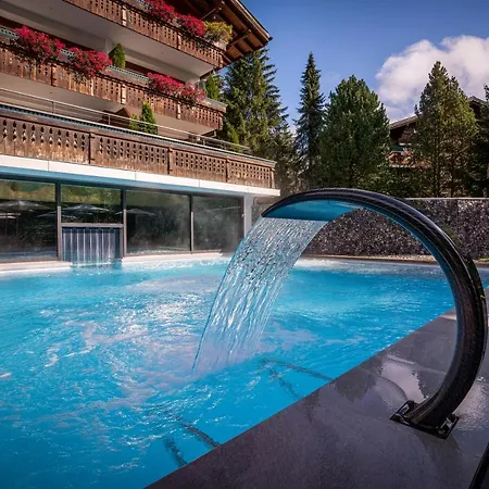 Ermitage Wellness- & Spa-hotel 5* غشتاد