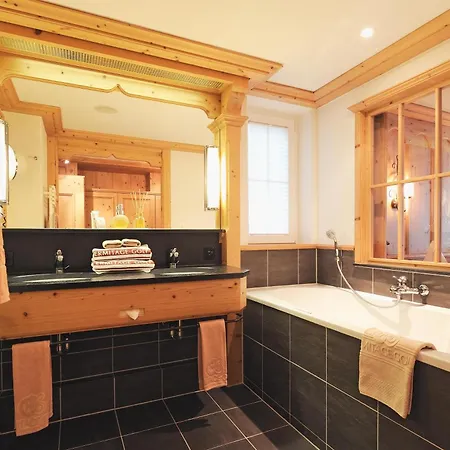 Hotel Ermitage Wellness- & Spa-hotel 5*