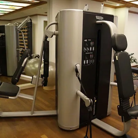 Ermitage Wellness- & Spa-hotel מלון גשטאט