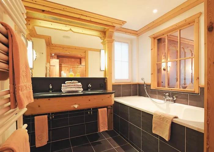 Hotel Ermitage Wellness- & Spa-hotel 5*