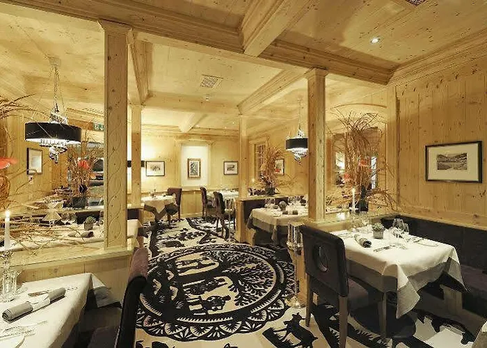 Hotel Ermitage Wellness- & Spa-hotel 5*