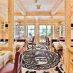 Ermitage Wellness- & Spa-hotel Hotel Gstaad