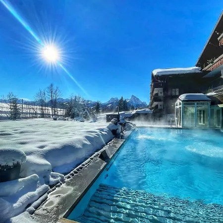 Ermitage Wellness- & Spa-hotel 5*