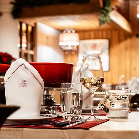 Ermitage Wellness- & Spa-hotel Hotel 5*